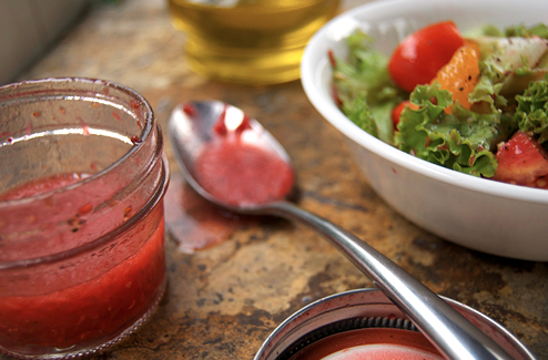 Jams, jellies, preserves, jelly, other uses jams, uses of jellies, what to use with jams, what to use with jellies, jams Cottagecore uses, Cottagecore aesthetic, how do I live a Cottagecore life, cottagecore recipes, easy cottagecore recipes, cottagecore food list, how to make jam, jam making kit, 